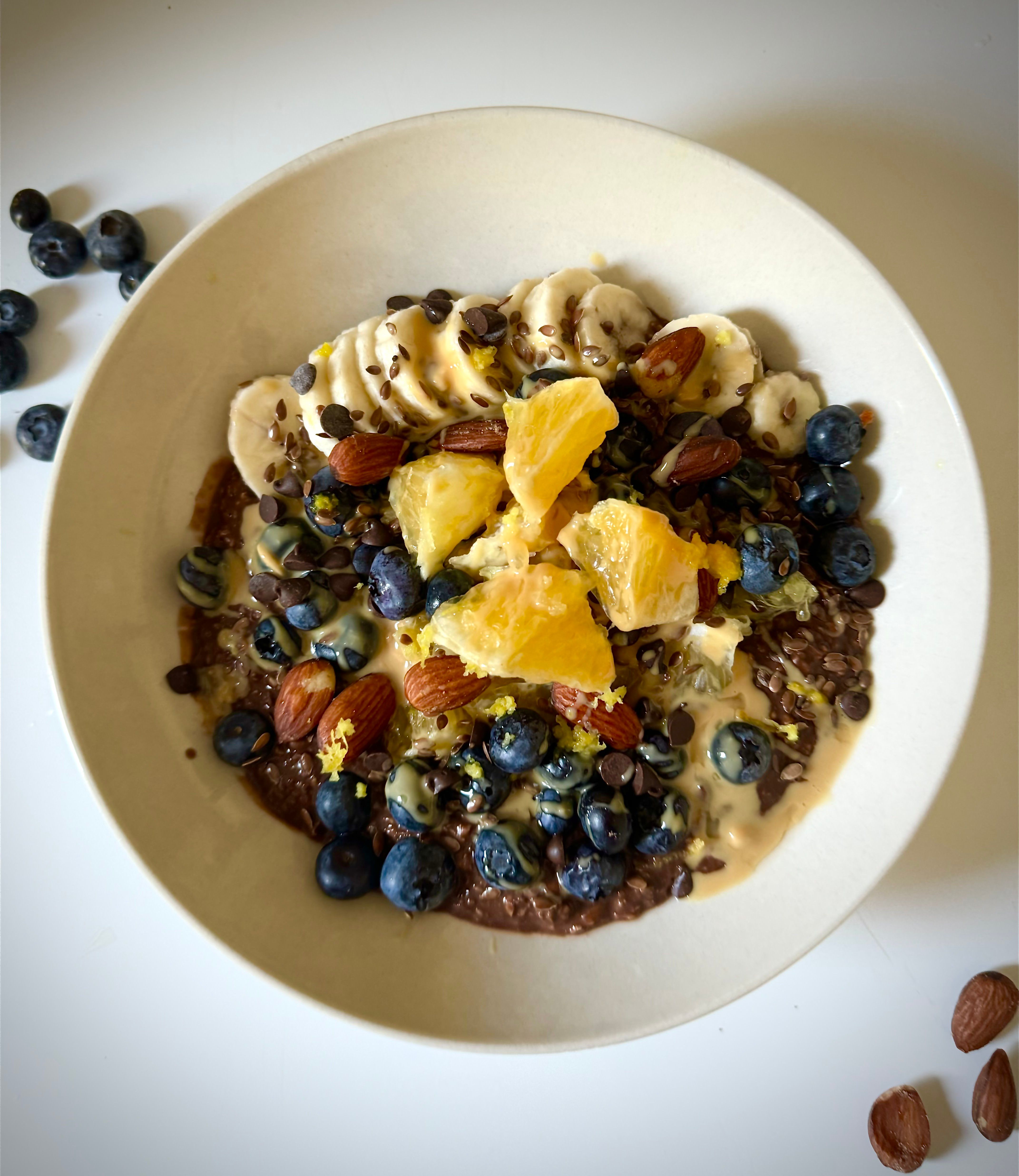 Chocolate Orange Porridge: The Perfect Breakfast for the Menstrual Phase